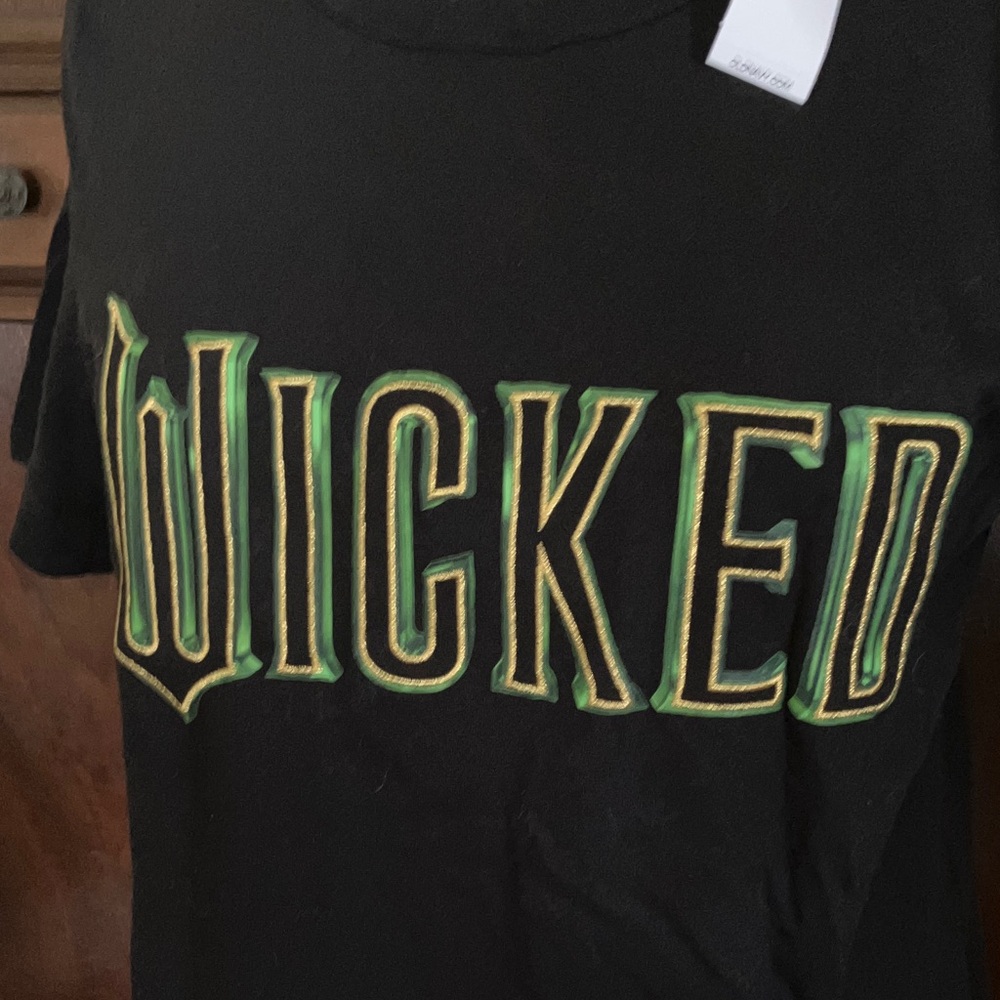 WICKED glitter appliqué top